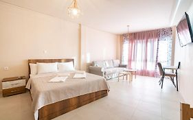 Monastiraki Metro Station Studio For 4 Persons